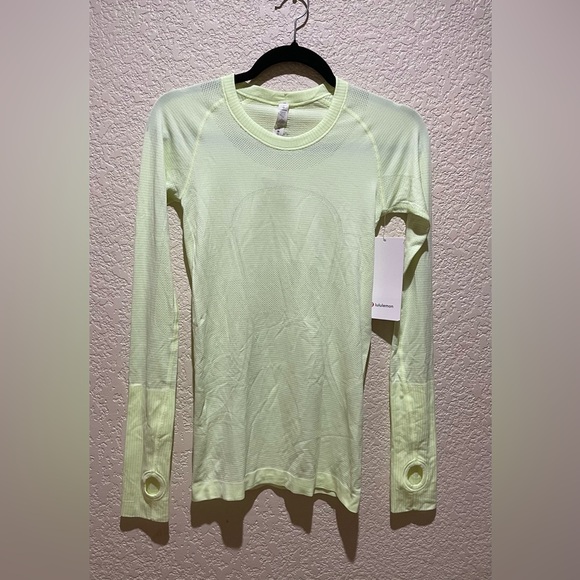 NWT Lululemon Long Sleeve Swiftly Tech Crew Neck Top Fluro Citrus Size 4 Flawed - Picture 11 of 12